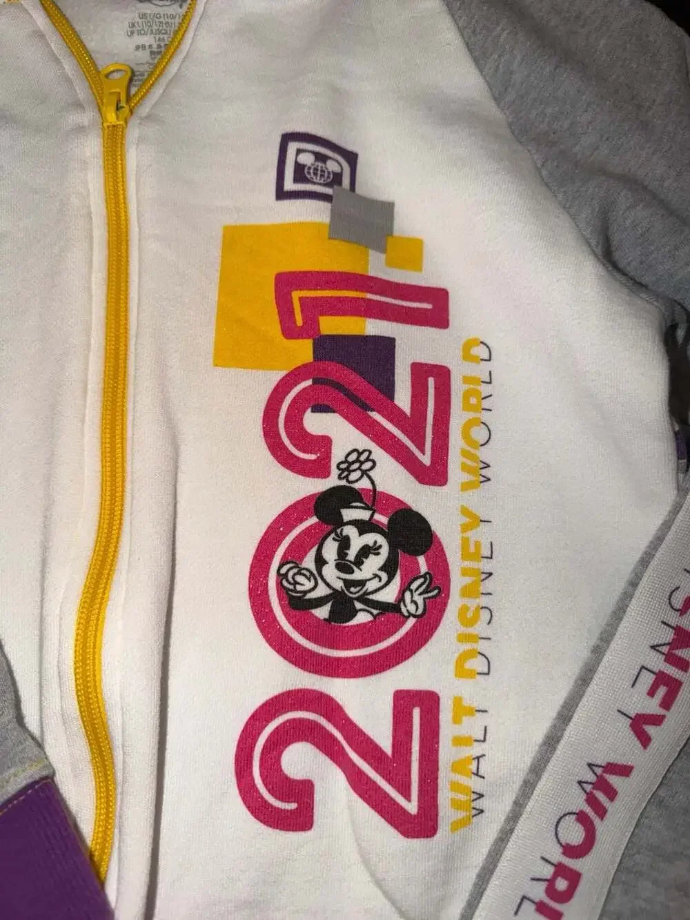 Walt Disney World 2021 Minnie Mouse Zip Hoodie Jacket Girls Large 10/12